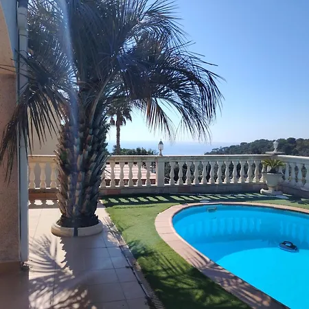 Ferienhaus Costa. *
