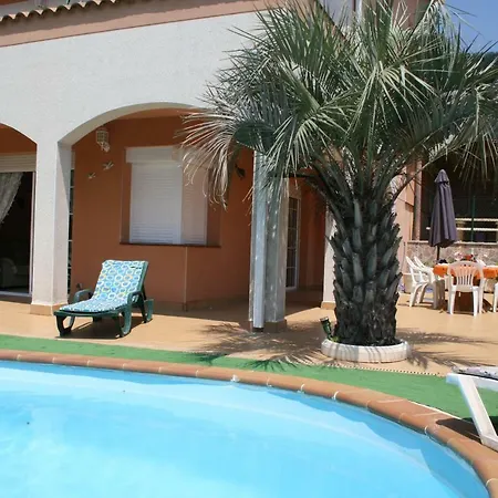 Costa. Holiday home *