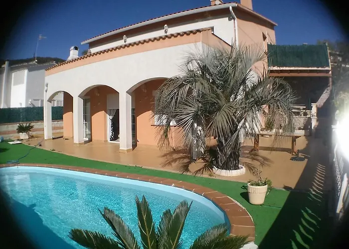 Costa. * Τόσα ντε Μαρ